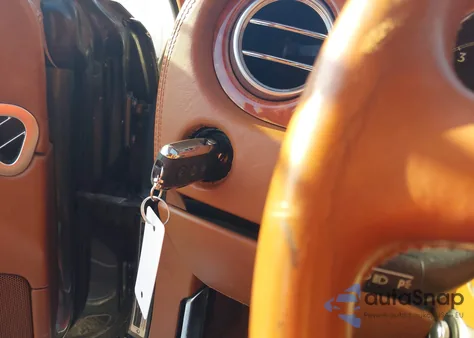 2004 Bentley Continental Gt z USA, uszkodzony, nr VIN SCBCR63W44C021642